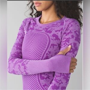 Lululemon Swiftly Tech Long Sleeve Crew 
Size 8
Color Heathered Tender Violet